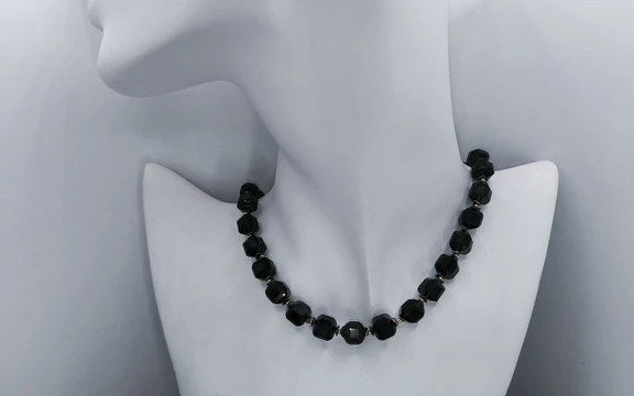 Бусы из раухтопаза