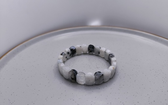 Браслет из лунного камня ар-2