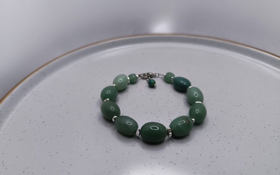 Браслет из нефрита