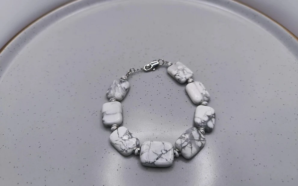 Браслет из кахолонга