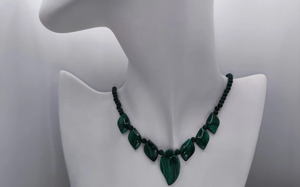 Бусы из малахита ар-4