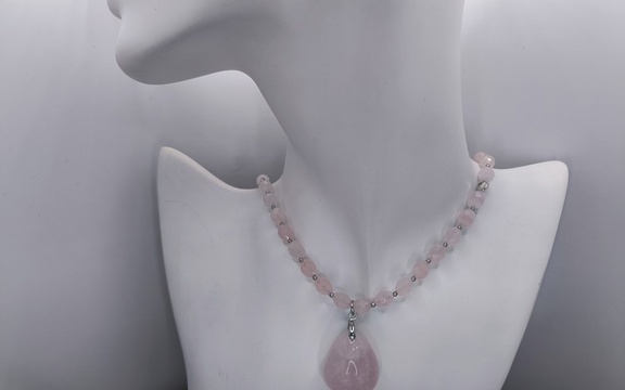 Бусы из розового кварца ар-4