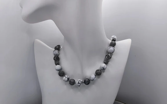 Бусы их кахолонга ар-3