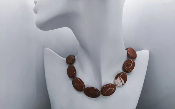 Бусы из яшмы ар-5