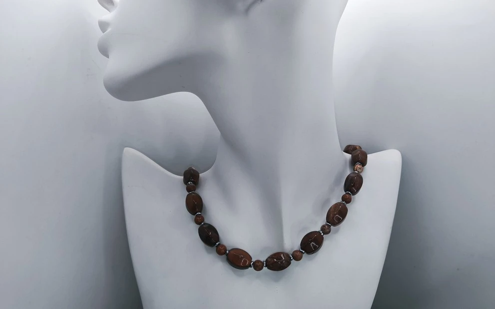 Бусы из яшмы ар-3