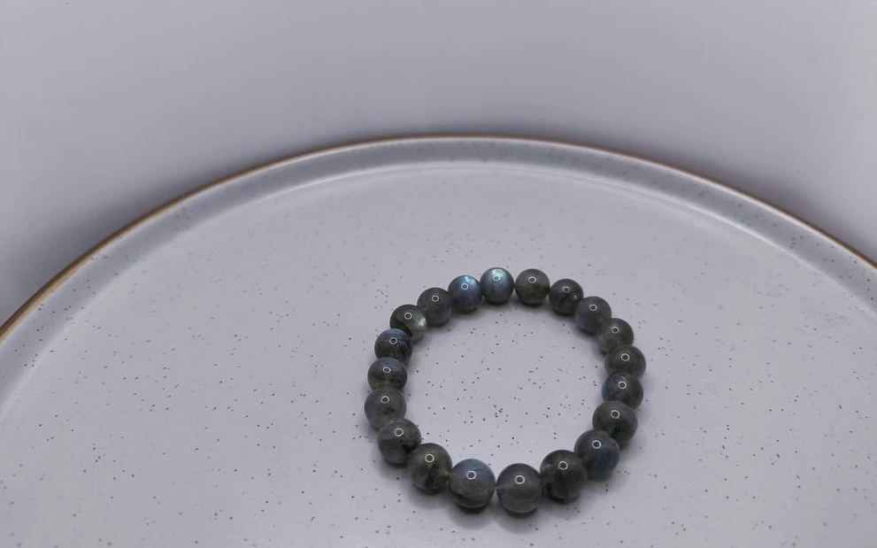 Браслет из лабрадора ар-3