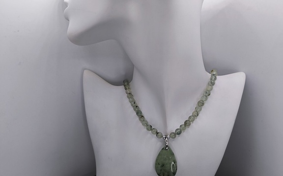 Бусы из пренита ар-3