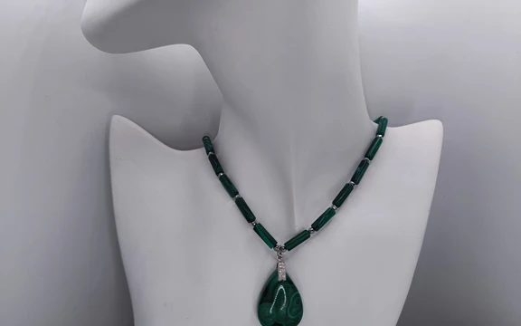 Бусы из  малахита ар-2