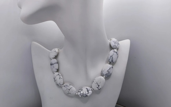 Бусы их кахолонга