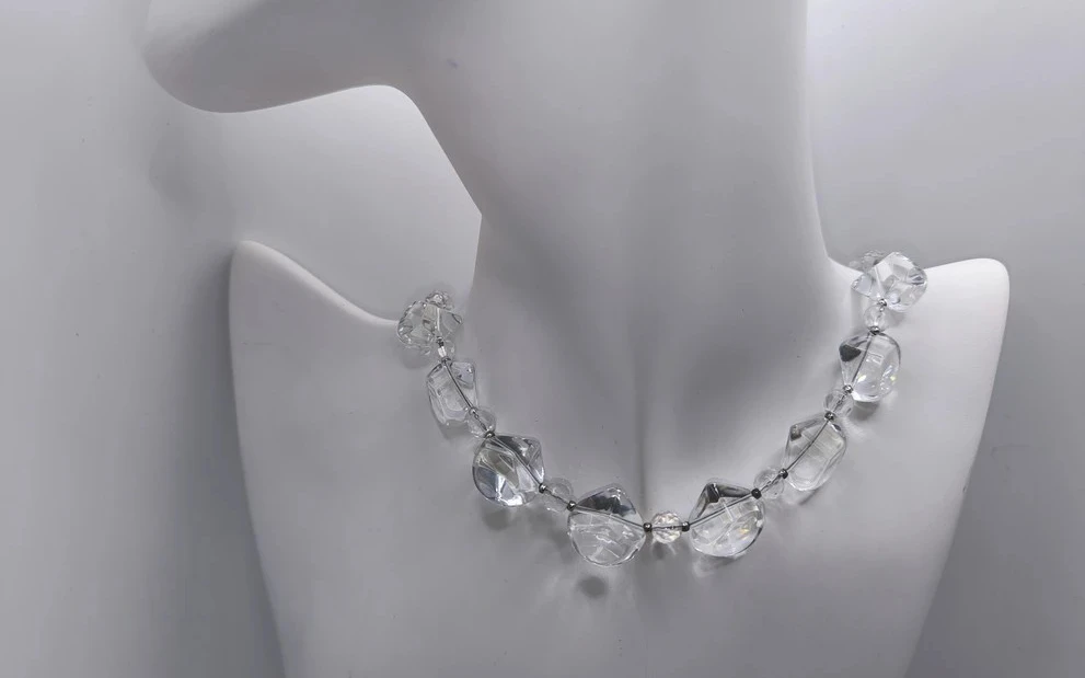 Бусы из горного хрусталя ар-4