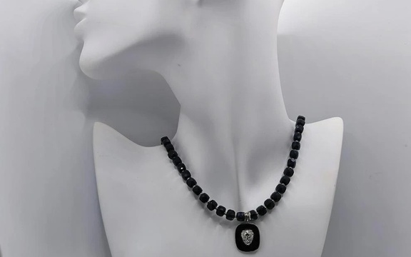 Бусы из агата с подвеской ар-38