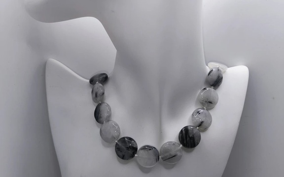 Бусы из волосатика ар-3