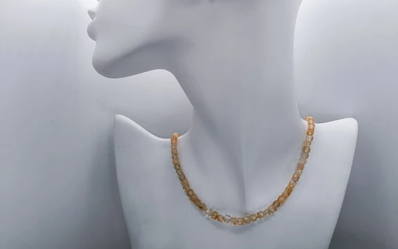 Бусы из цитрина