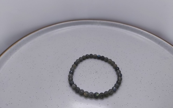 Браслет из лабрадора ар-4