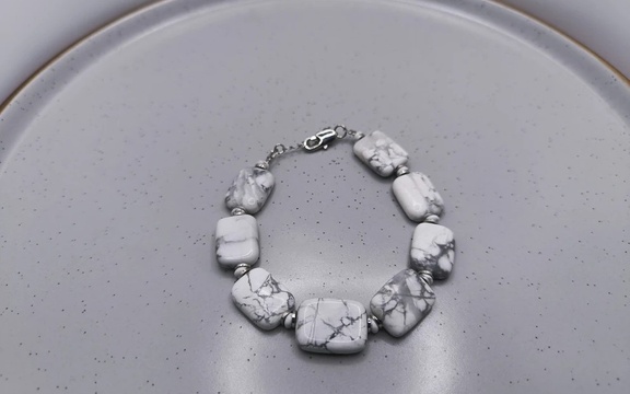 Браслет из кахолонга