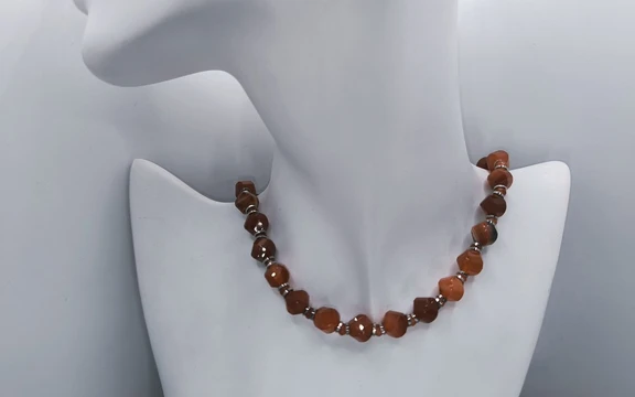 Бусы из сердолика ар-6