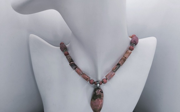 Бусы из родонита ар-3