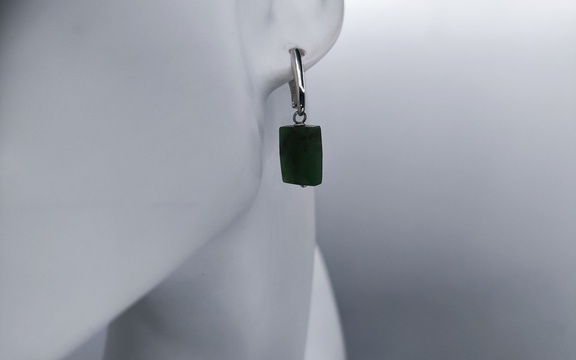 Серьги из нефрита ар-5