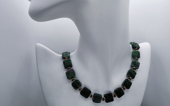 Бусы из цоизита ар-4