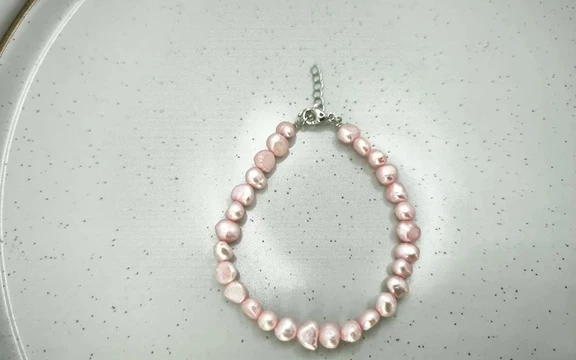 Браслет из розового жемчуга