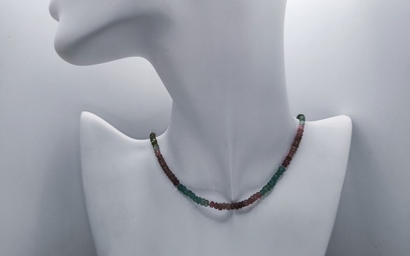 Бусы из турмалина ар-2