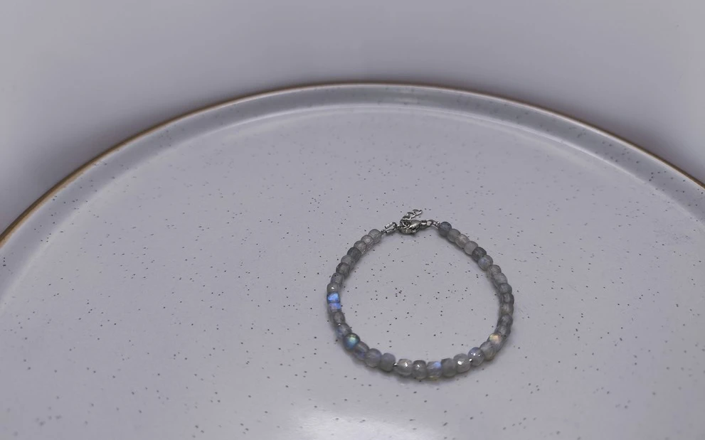 Браслет из лабрадора ар-5