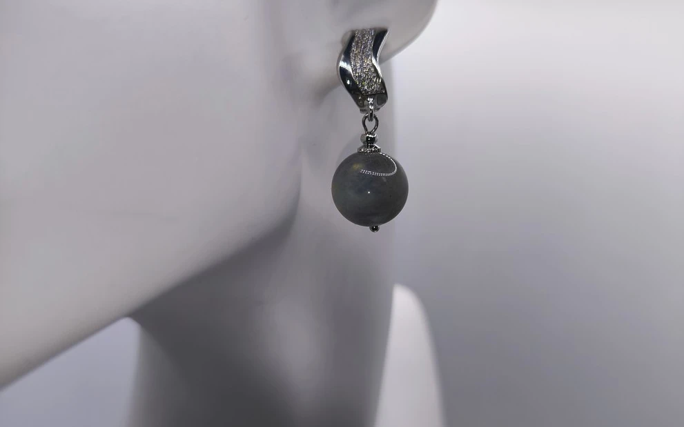 Серьги из лабрадора