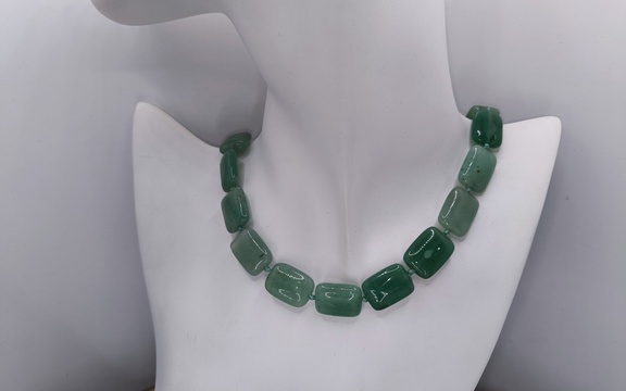 Бусы из нефрита ар-4