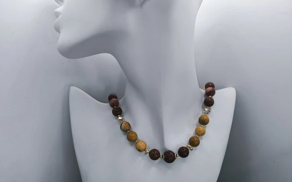 Бусы из яшмы ар-2