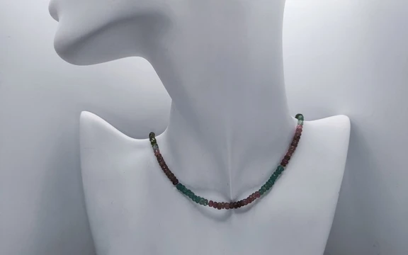 Бусы из турмалина ар-2