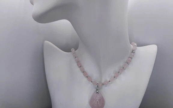 Бусы из розового кварца ар-4