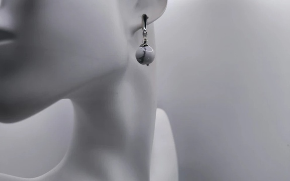 Серьги с кахолонгом