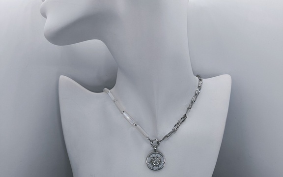 Бусы с перламутром