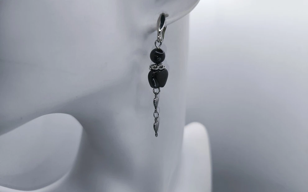 Серьги из граната ар-2