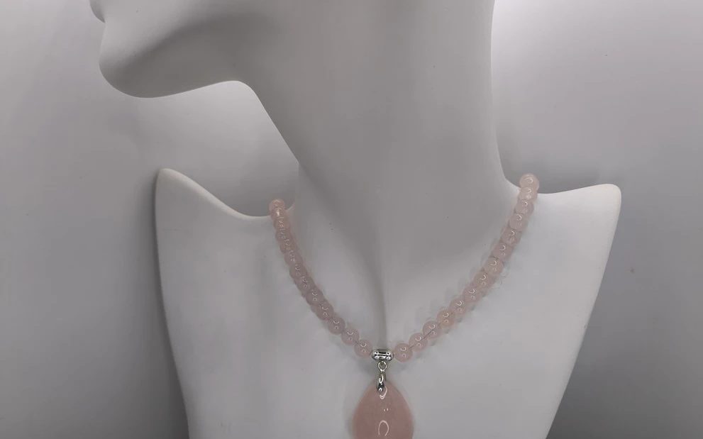 Бусы из розового  кварца ар-2